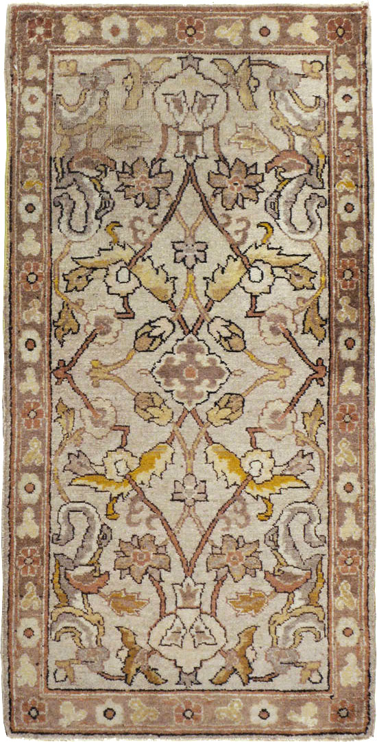 Antique Indian Lahore Rug, No.13977 - Staging