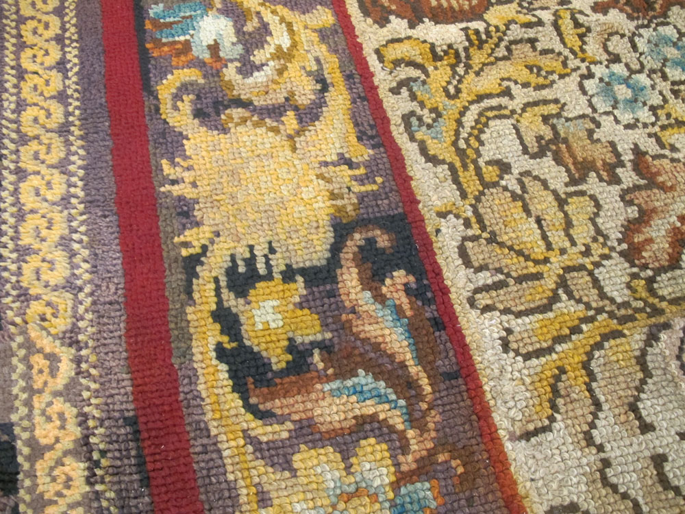Vintage Irish Donegal Accent Carpet, No.13979 - Staging