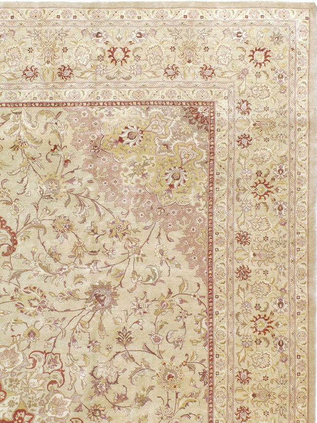 Vintage Persian Tabriz Carpet, No.13991 - Staging