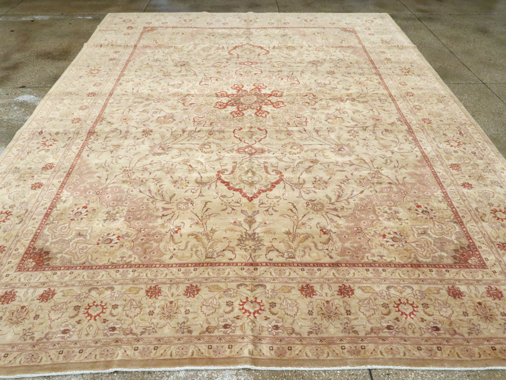 Vintage Persian Tabriz Carpet, No.13991 - Staging