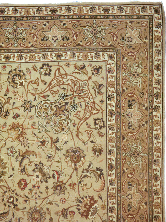 Vintage Persian Tabriz Carpet, No.13995 - Staging