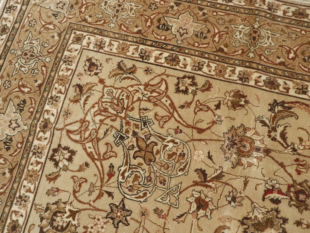 Vintage Persian Tabriz Carpet, No.13995 - Staging