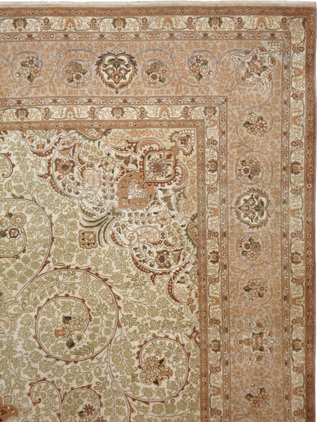 Vintage Persian Tabriz Carpet, No.13996 - Staging