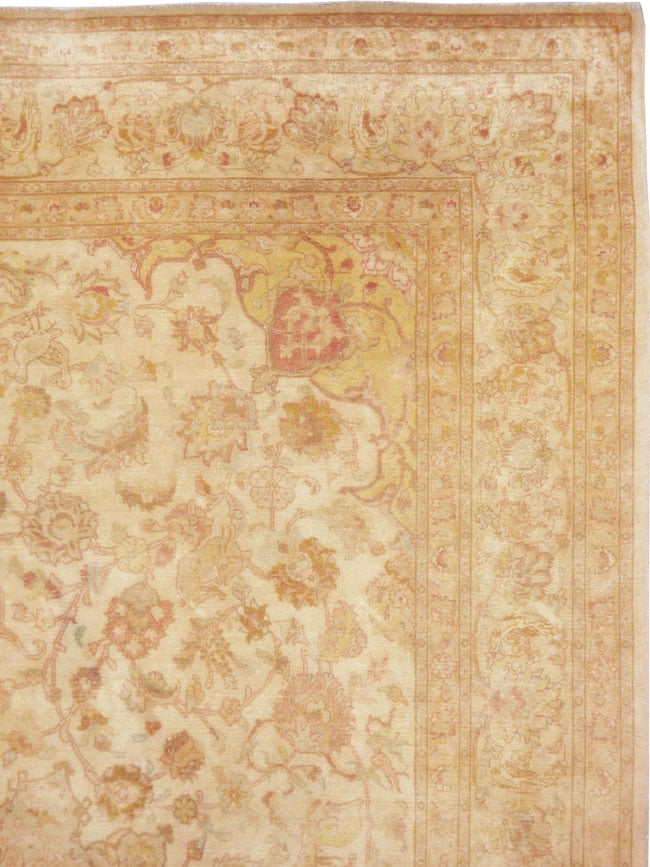 Vintage Persian Tabriz Carpet, No.13998 - Staging