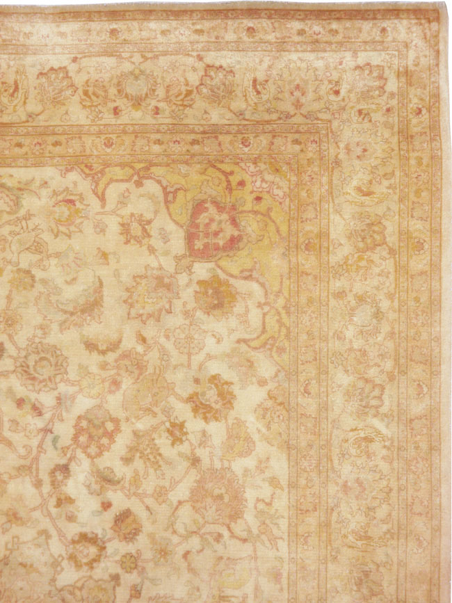 Vintage Persian Tabriz Carpet, No.13998 - Staging