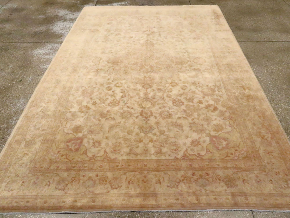 Vintage Persian Tabriz Carpet, No.13998 - Staging