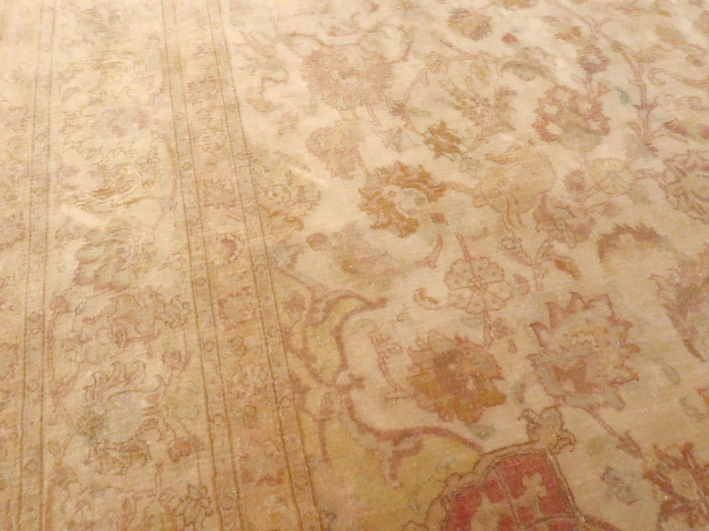 Vintage Persian Tabriz Carpet, No.13998 - Staging