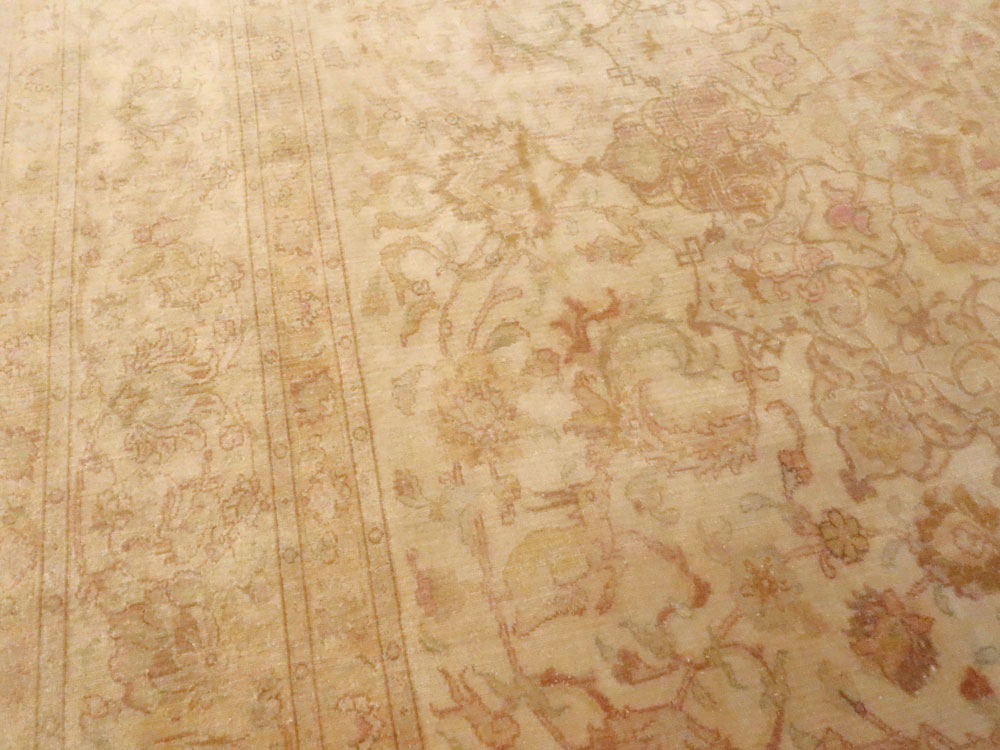 Vintage Persian Tabriz Carpet, No.13998 - Staging