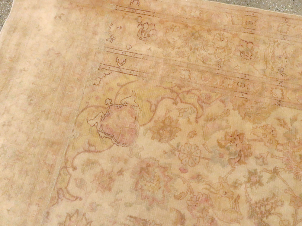 Vintage Persian Tabriz Carpet, No.13998 - Staging