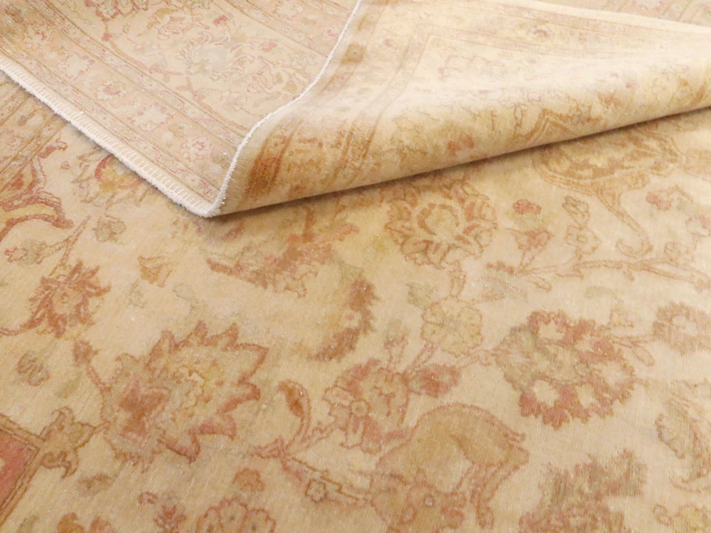 Vintage Persian Tabriz Carpet, No.13998 - Staging