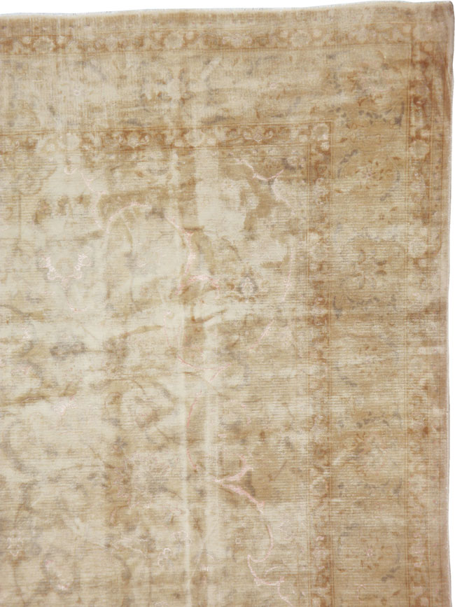 Vintage Persian Tabriz Carpet, No.14007 - Staging