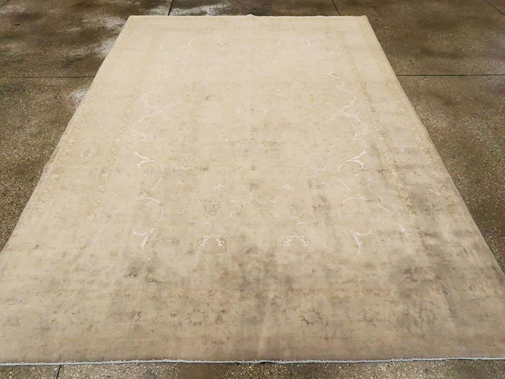 Vintage Persian Tabriz Carpet, No.14007 - Staging