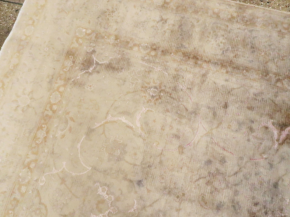 Vintage Persian Tabriz Carpet, No.14007 - Staging