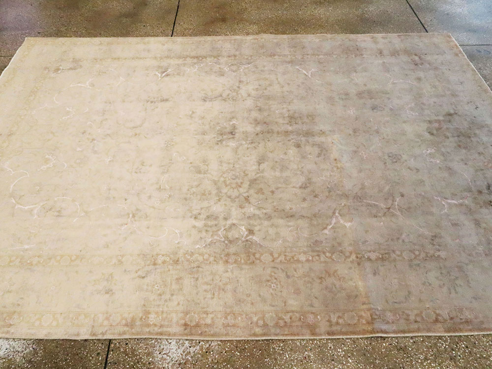 Vintage Persian Tabriz Carpet, No.14007 - Staging