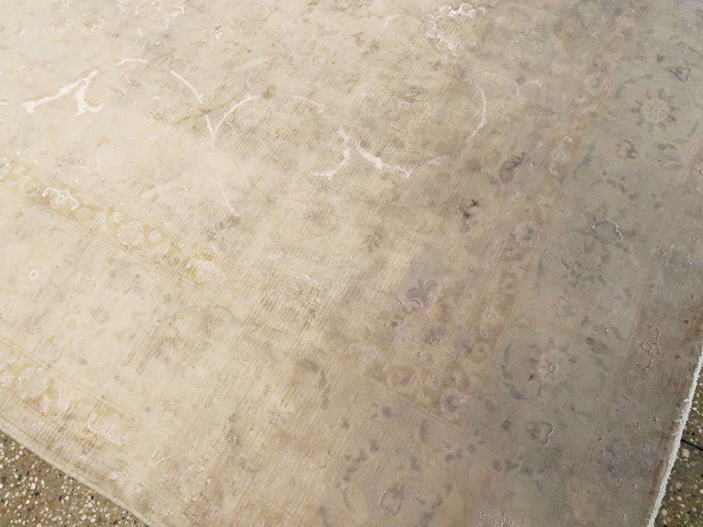 Vintage Persian Tabriz Carpet, No.14007 - Staging