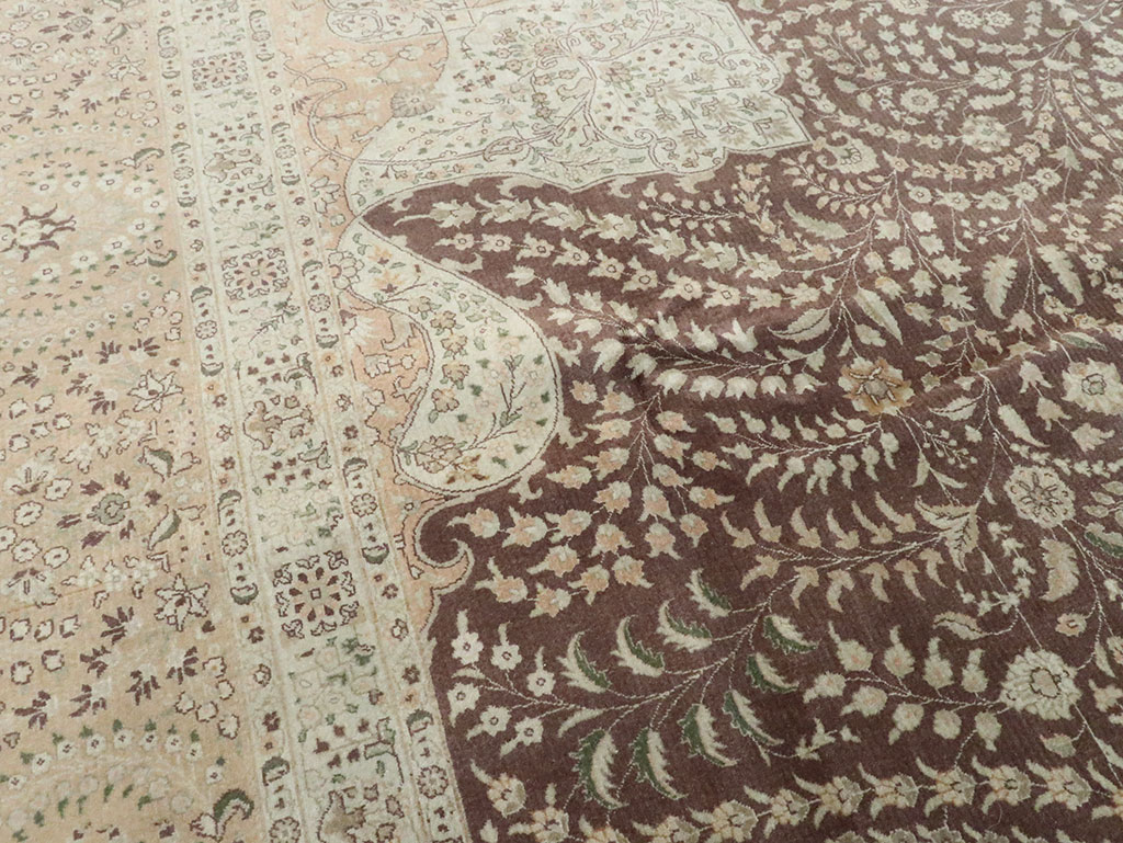 Vintage Persian Tabriz Carpet, No.14011 - Staging