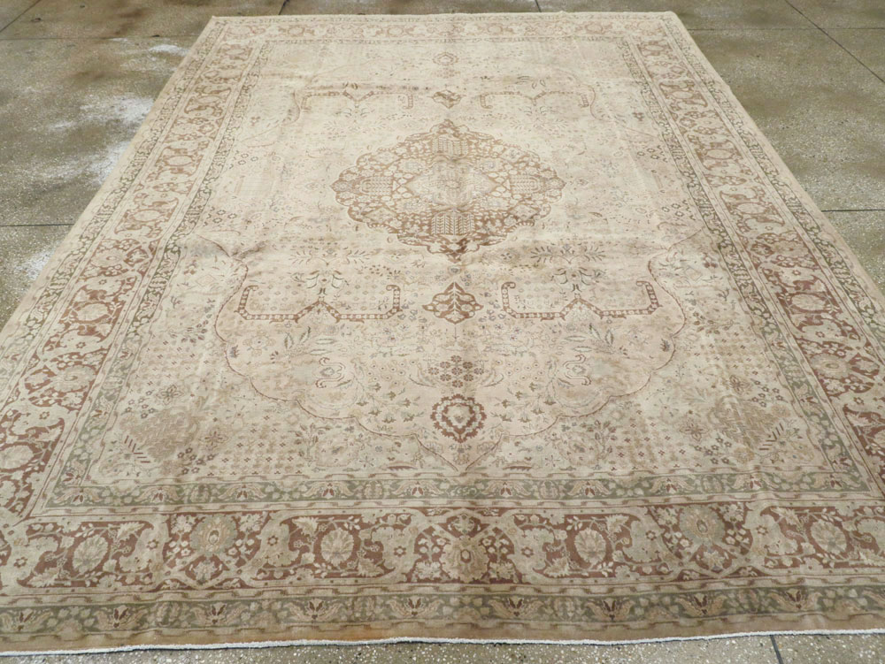 Vintage Persian Tabriz Carpet, No.14056 - Staging