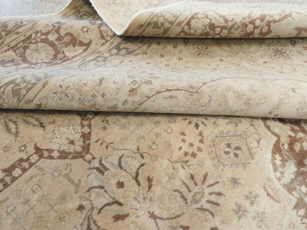 Vintage Persian Tabriz Carpet, No.14056 - Staging