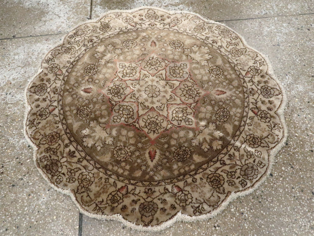 Vintage Persian Tabriz Round Carpet, No.14057 - Staging