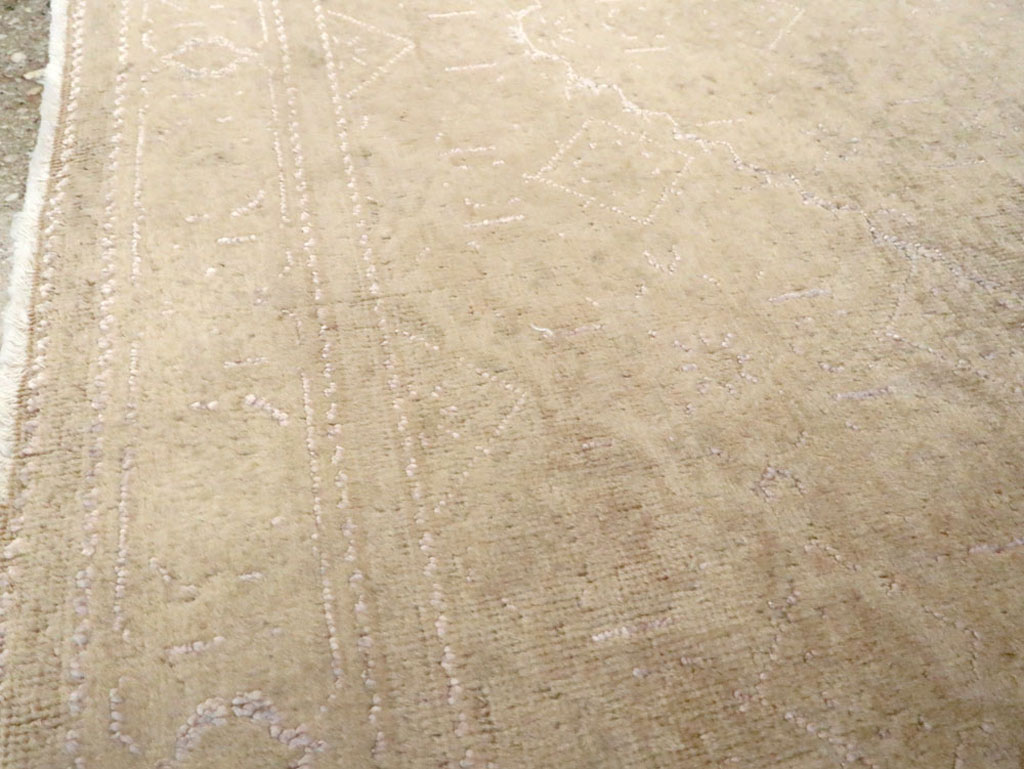 Vintage Persian Tabriz Rug, No.14059 - Staging