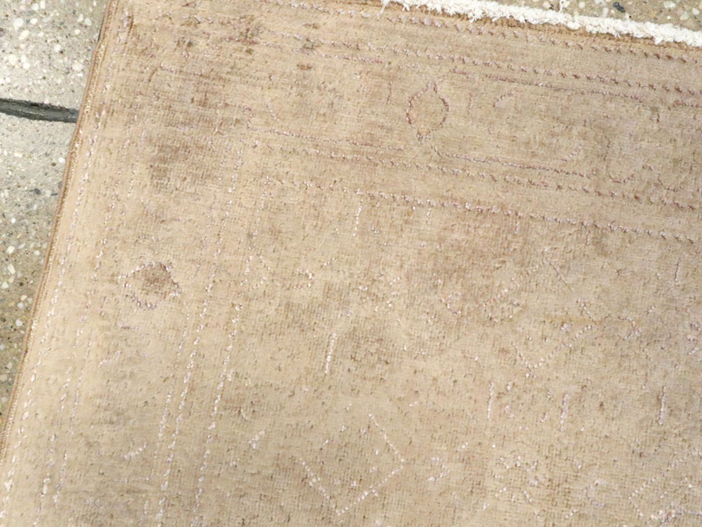 Vintage Persian Tabriz Rug, No.14059 - Staging