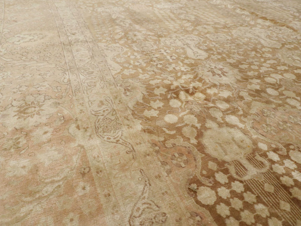 Vintage Persian Tabriz Carpet, No.14060 - Staging
