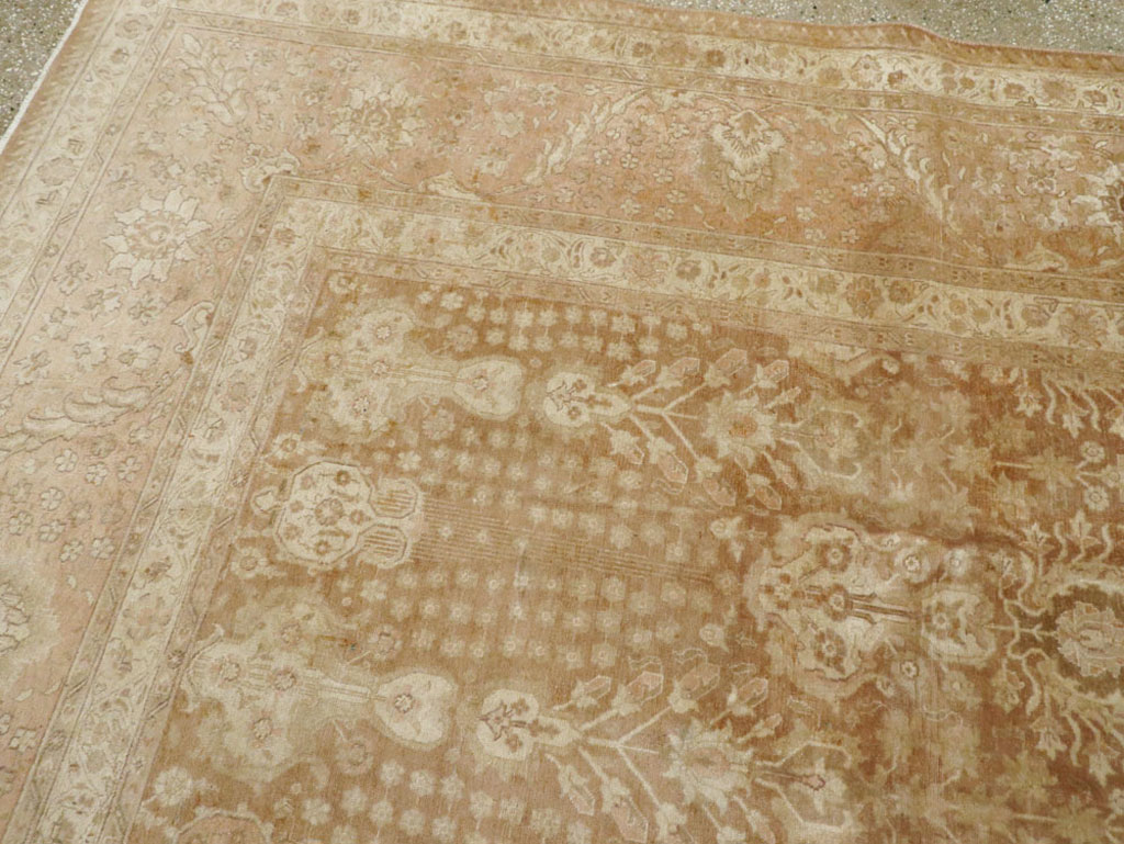 Vintage Persian Tabriz Carpet, No.14060 - Staging