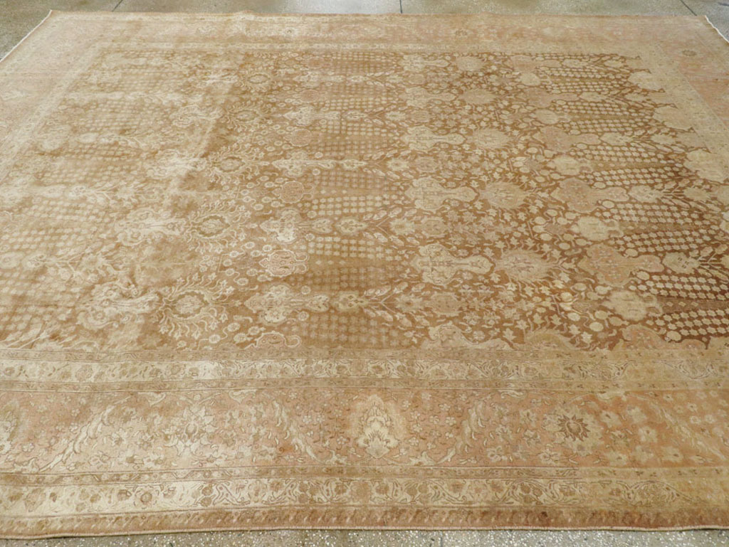 Vintage Persian Tabriz Carpet, No.14060 - Staging