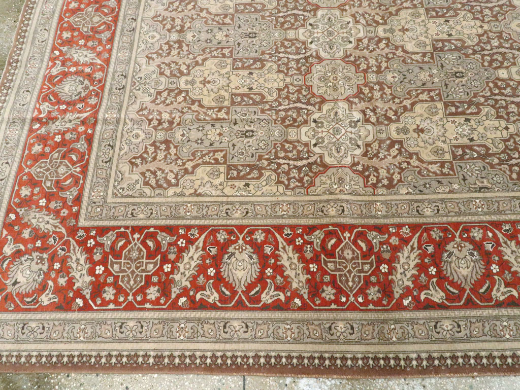 Vintage Persian Tabriz Carpet, No.14061 - Staging