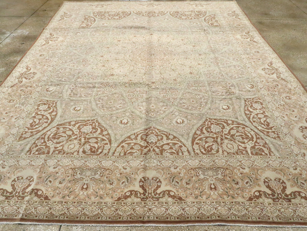Vintage Persian Tabriz Carpet, No.14064 - Staging