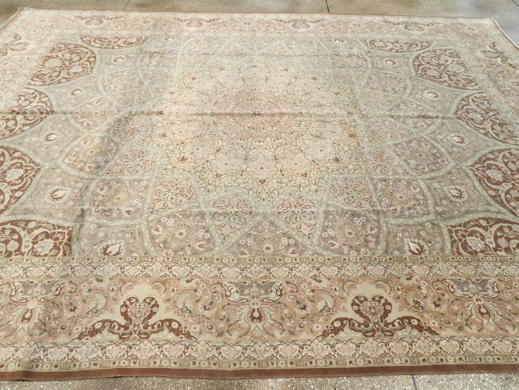 Vintage Persian Tabriz Carpet, No.14064 - Staging