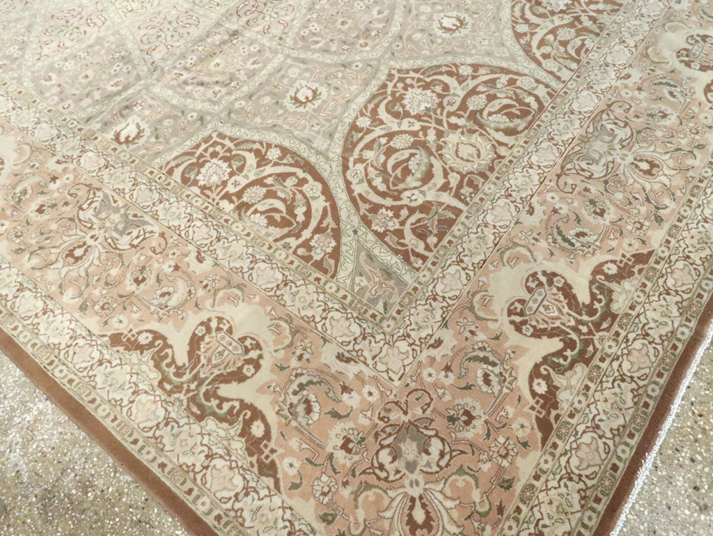 Vintage Persian Tabriz Carpet, No.14064 - Staging