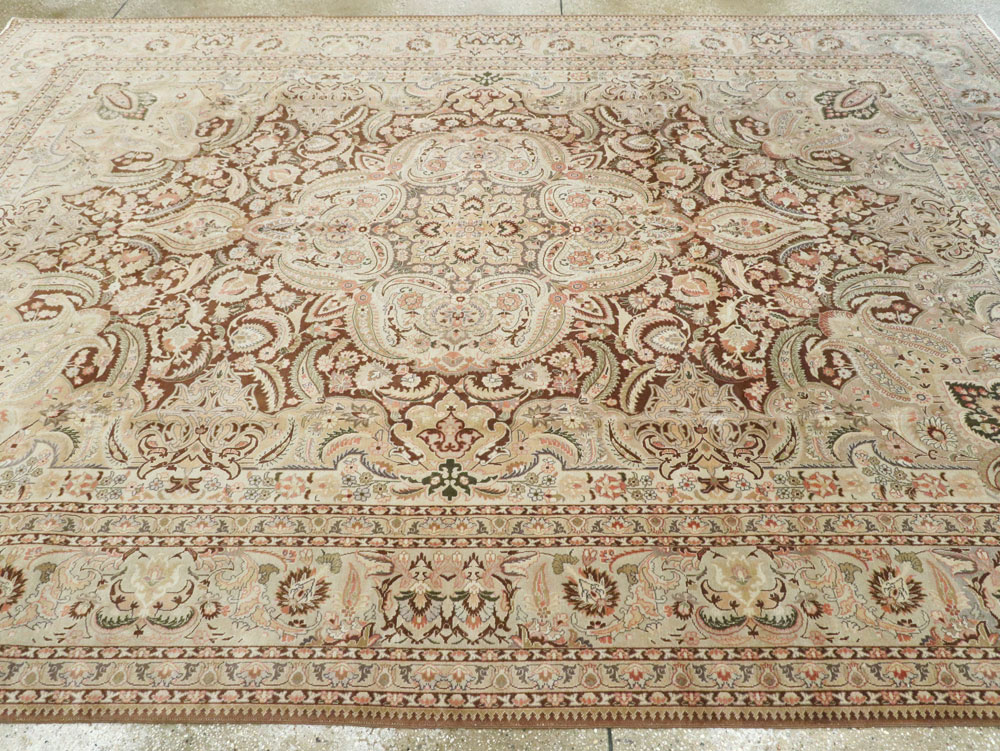Vintage Persian Tabriz Carpet, No.14066 - Staging