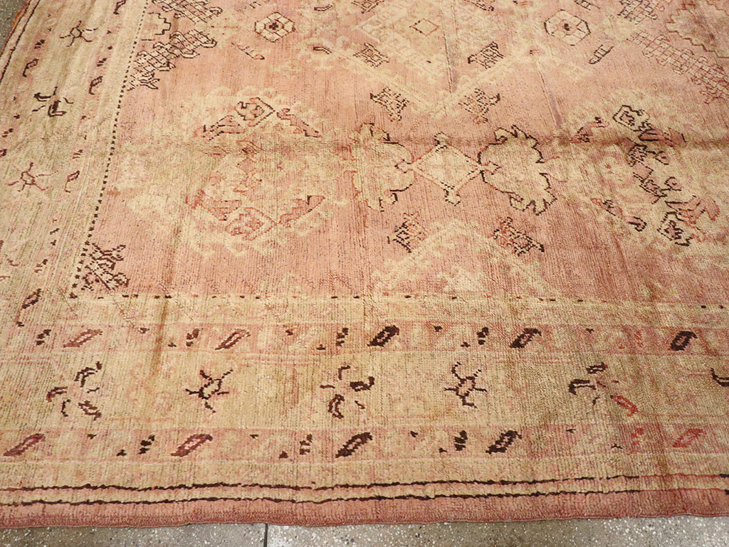 Antique Turkish Oushak Carpet, No.14106 - Staging