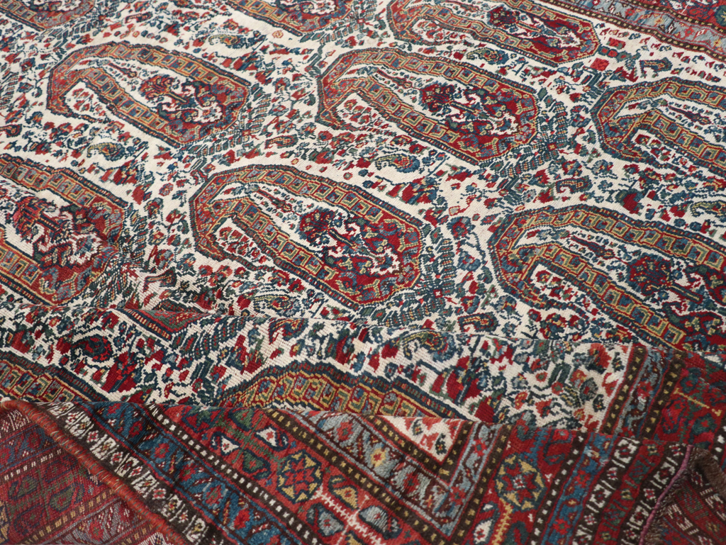 Antique Persian Shiraz Carpet, No.14137 - Staging