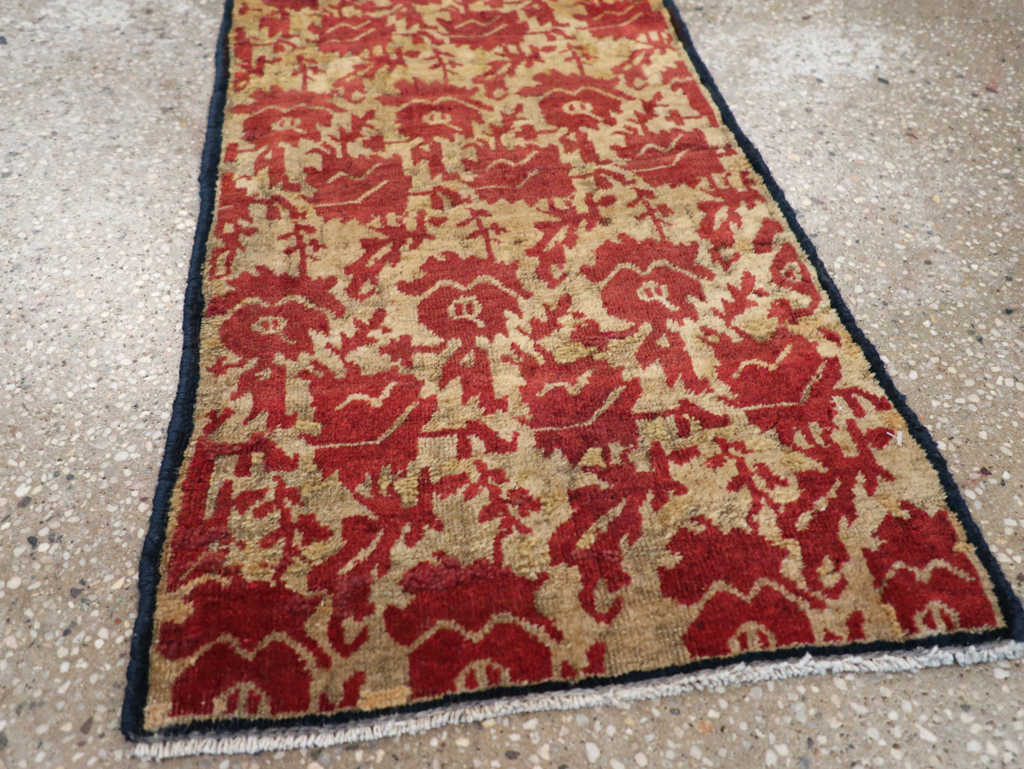 Antique Persian Tabriz Rug, No.14159 - Staging