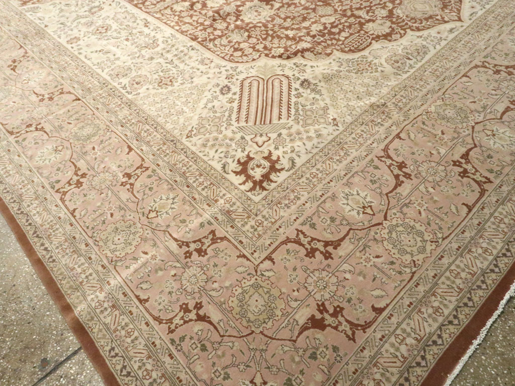 Vintage Persian Tabriz Carpet, No.14173 - Staging