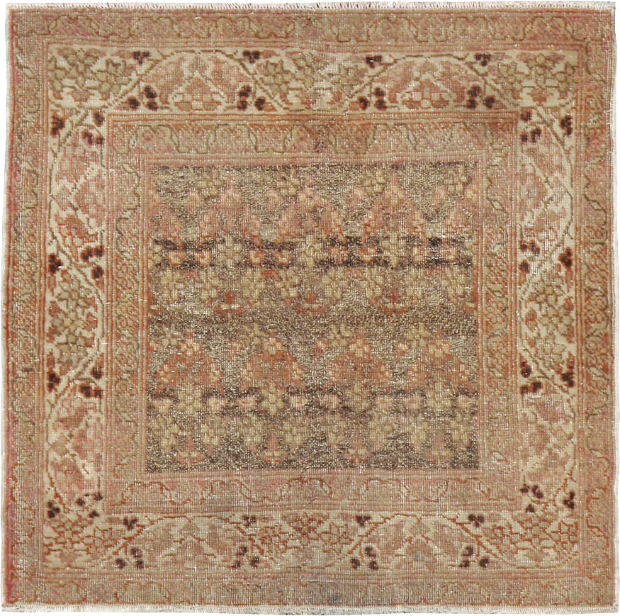 Antique Persian Tabriz Hagi Jalili Rug, No.14180 - Staging