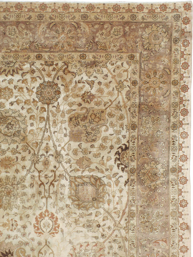 Vintage Persian Tabriz Carpet, No.14183 - Staging