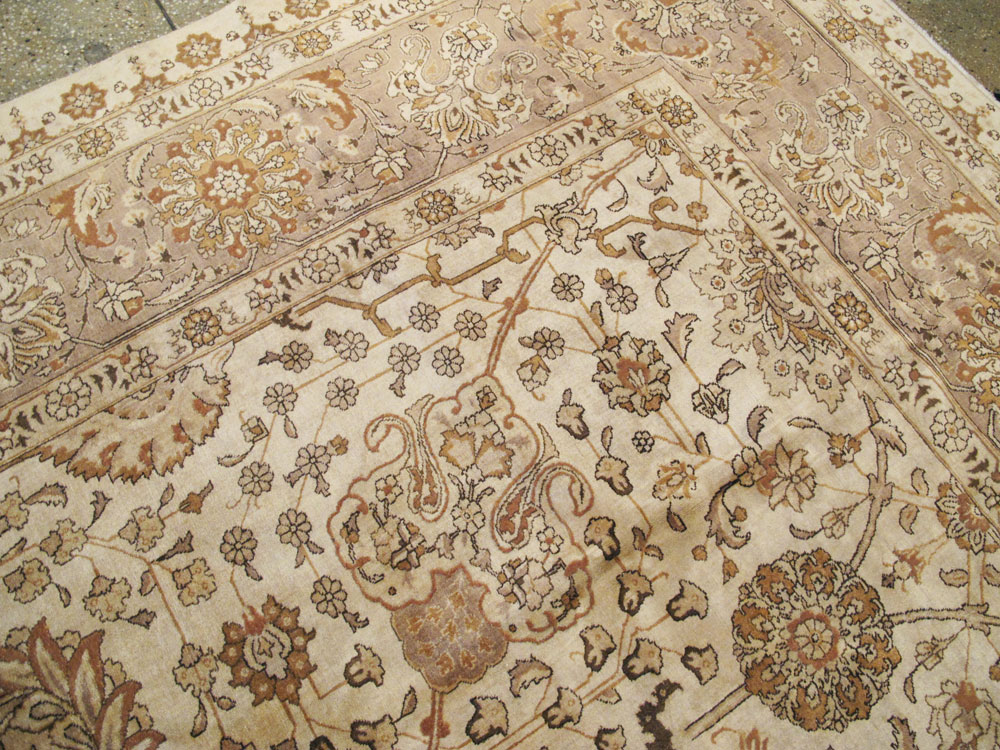 Vintage Persian Tabriz Carpet, No.14183 - Staging