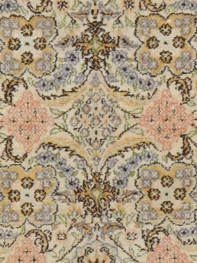 Antique Turkish Sivas Rug, No.14230 - Staging