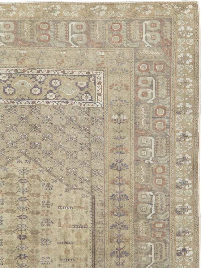 Antique Turkish Sivas Rug, No.14234 - Staging