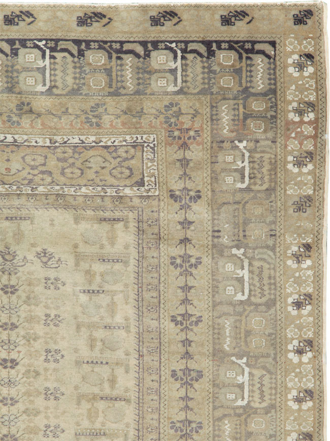 Antique Turkish Sivas Rug, No.14234 - Staging