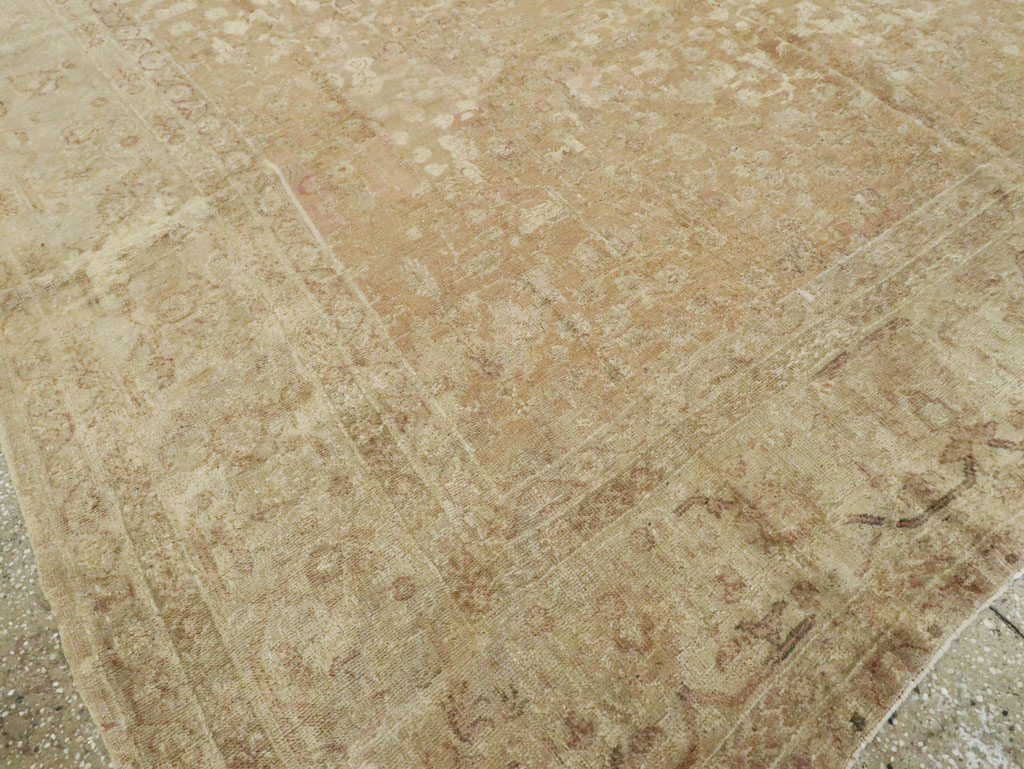 Antique Indian Lahore Carpet, No.14240 - Staging