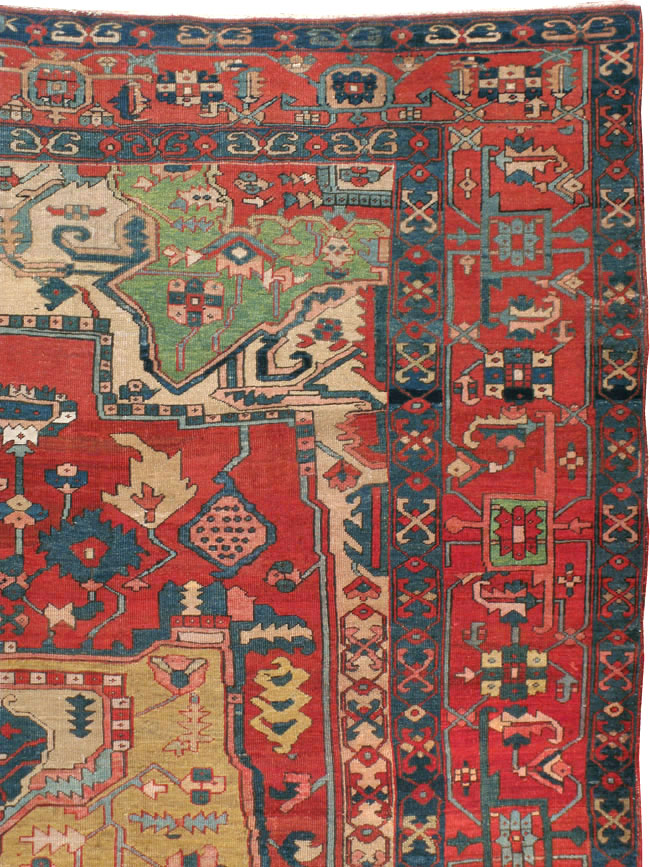 Antique Persian Heriz Carpet, No.14272 - Staging