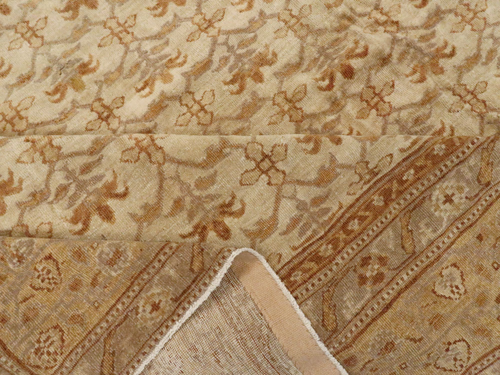 Antique Indian Agra Carpet, No.14300 - Staging