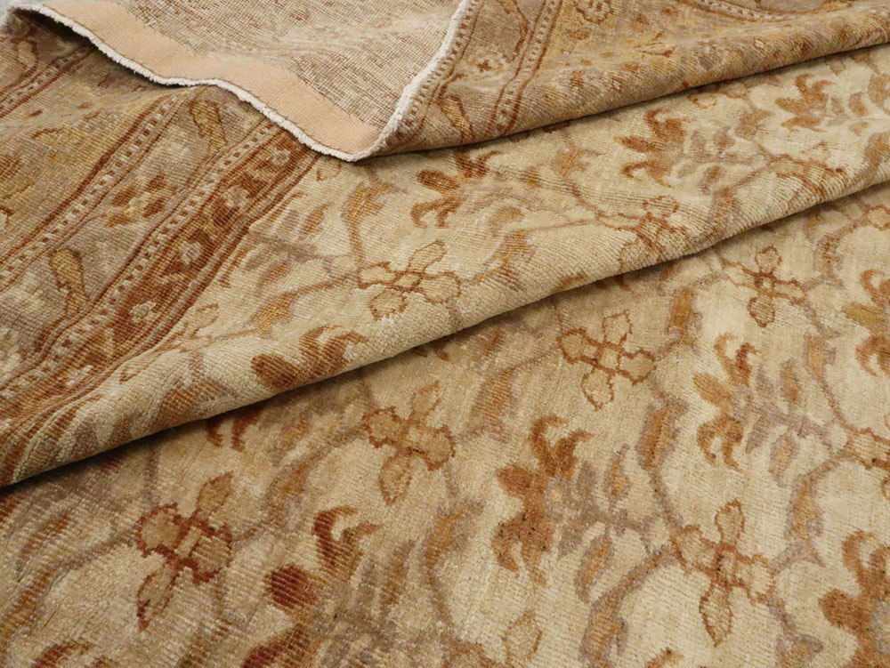 Antique Indian Agra Carpet, No.14300 - Staging