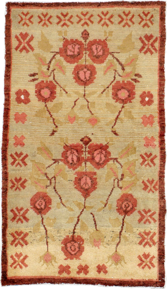 Vintage Turkish Anatolian Throw Rug, No.14326 - Staging