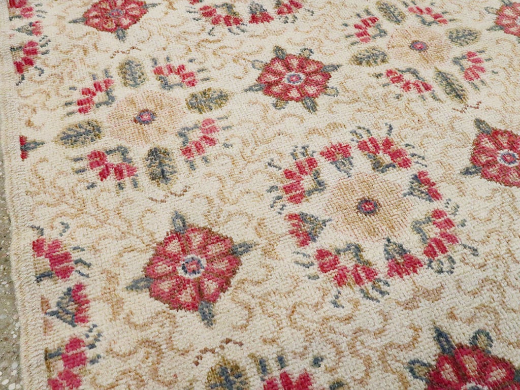 Vintage Anatolian Rug, No.14333 - Staging