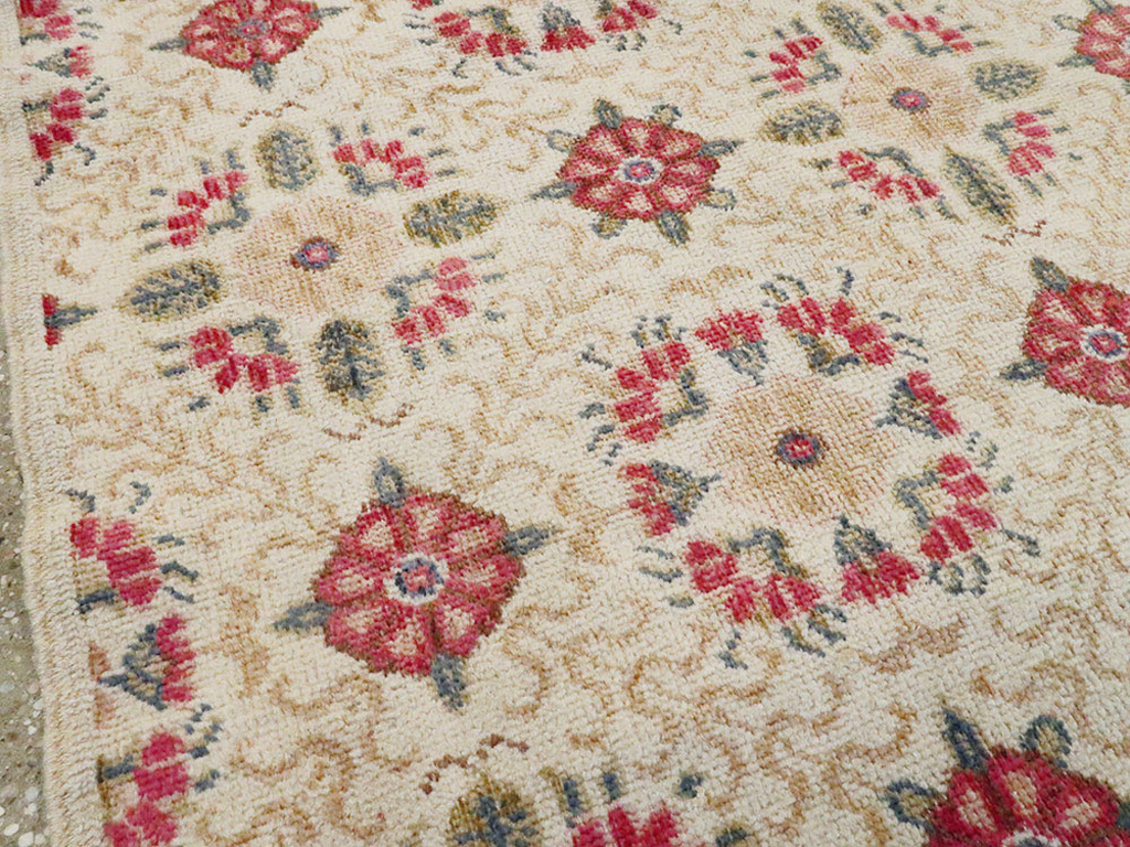 Vintage Anatolian Rug, No.14333 - Staging